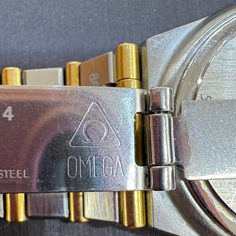 Omega Women's Constellation Watch - Gold and Silver with Diamond Accents . - Picture 6 of 16